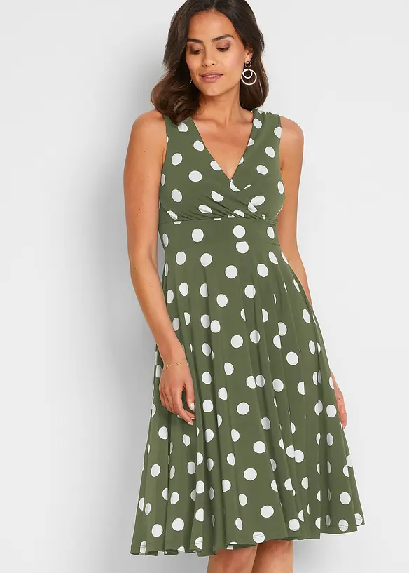 Shirtkleid mit Punkten in grün von vorne (Totalaufnahme) - bonprix
