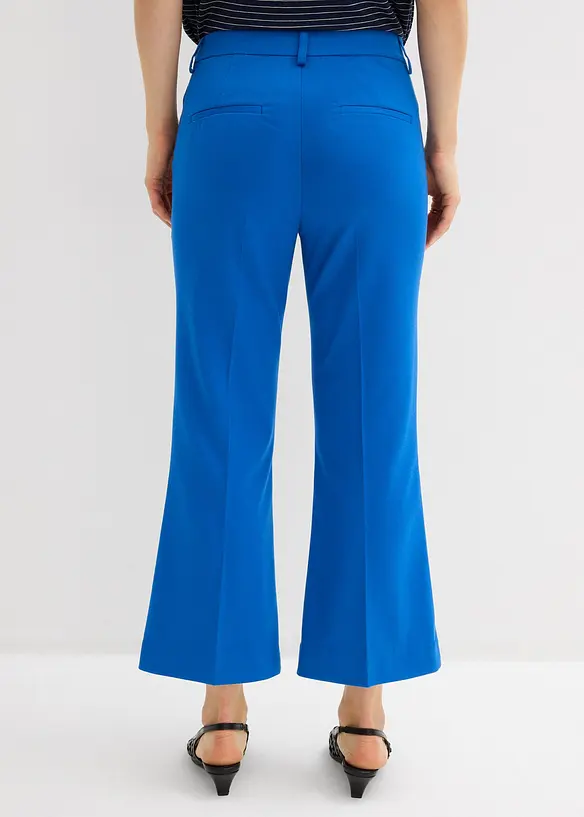 Ausgestellte 7/8 Hose mit dekorativem Knopf in blau von hinten - bonprix