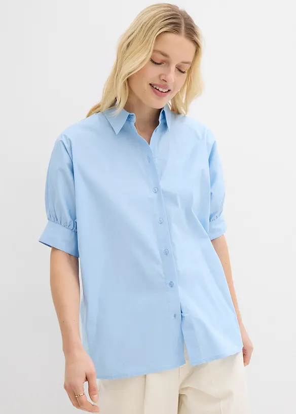 Oversize-Bluse mit leichten Puffärmeln in blau von vorne (im Anschnitt) - bonprix