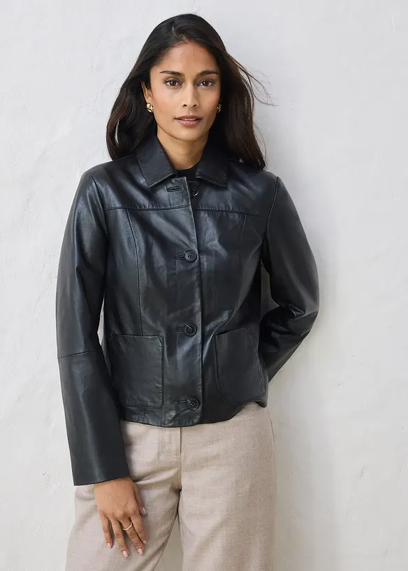 Lederjacke aus softem Lammnappa in schwarz von vorne (im Anschnitt) - bonprix