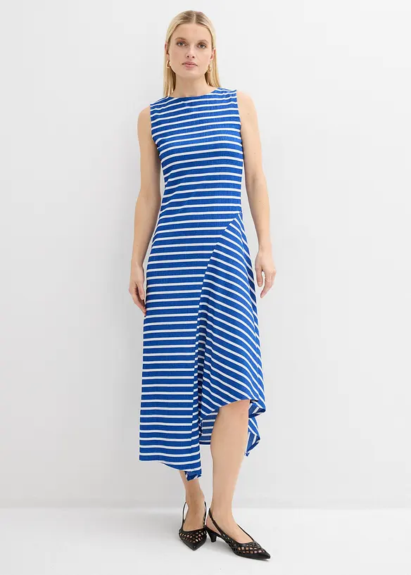 Maxikleid mit asymmetrischem Saum in blau von vorne (Totalaufnahme) - bonprix