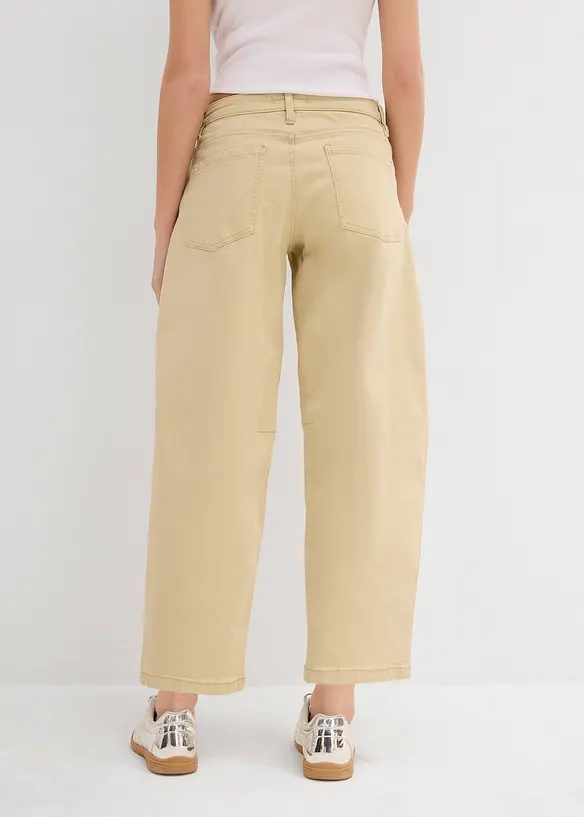 Barrel-Hose aus elastischem Baumwoll-Mix in beige von hinten - bonprix