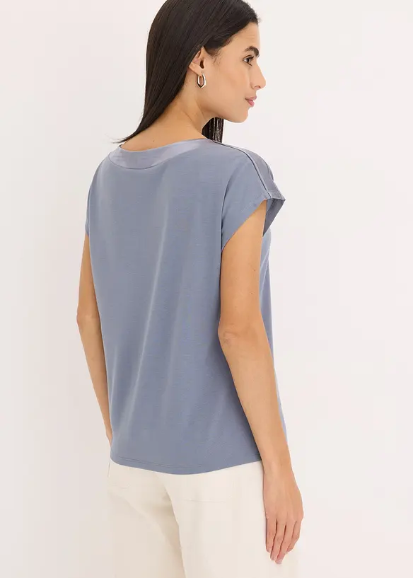 Shirt mit Satinpasse in blau von hinten (im Anschnitt) - bonprix