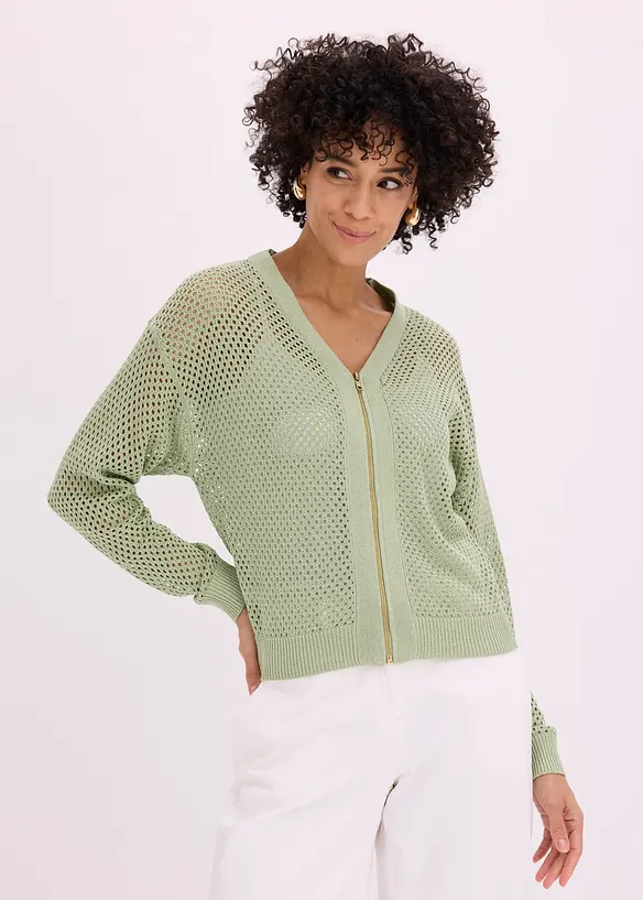 Ajour-Strickjacke mit Glitzereffekt in grün von vorne (im Anschnitt) - bonprix