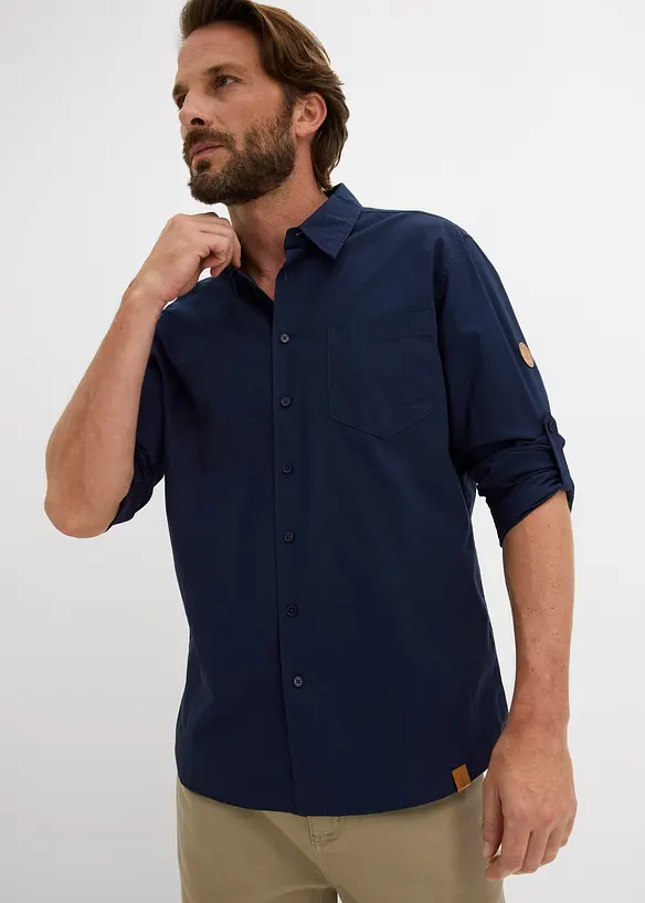 Langarmhemd mit Krempelarm aus Bio-Baumwolle in Regular Fit in blau von vorne (im Anschnitt) - bonprix