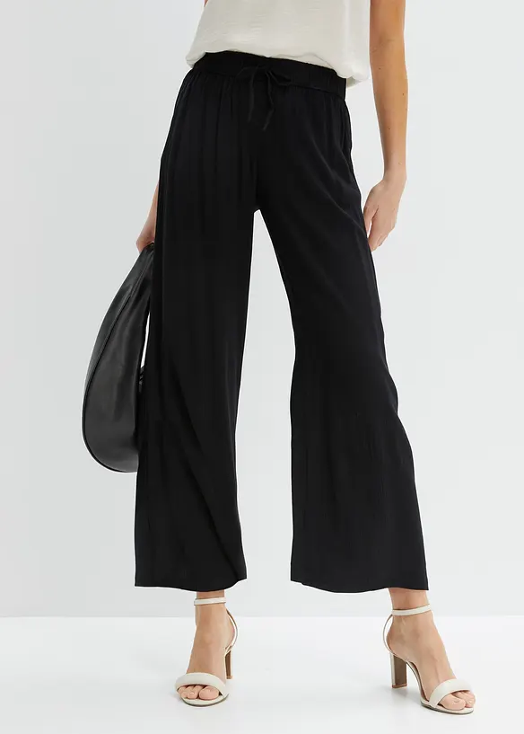 Schlupfhose aus softer Viskose in schwarz von vorne - bonprix