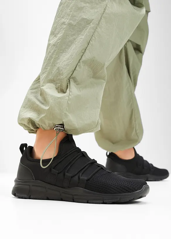 Sneaker aus Soft-Material in schwarz - bonprix
