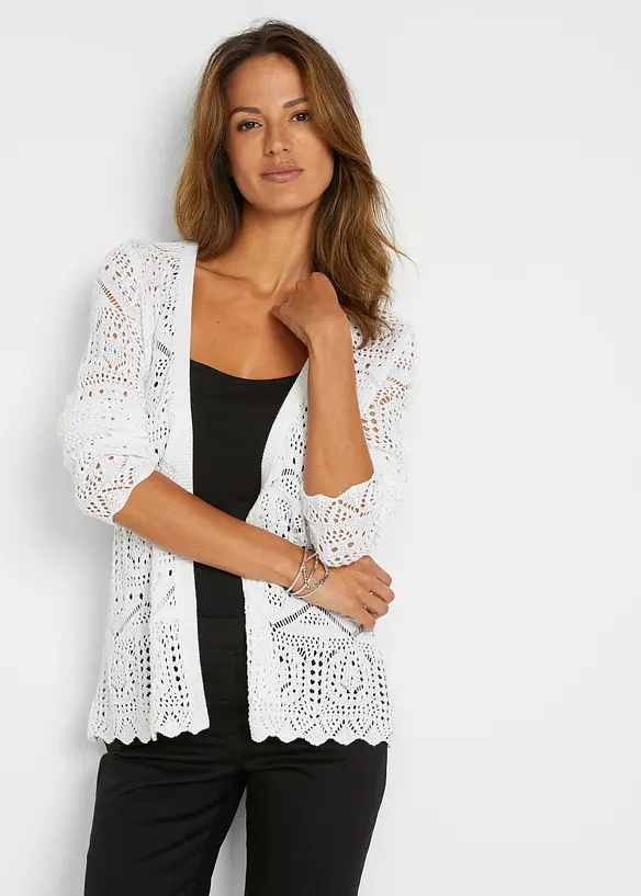 Ajour-Strickjacke in weiß von vorne (im Anschnitt) - bonprix