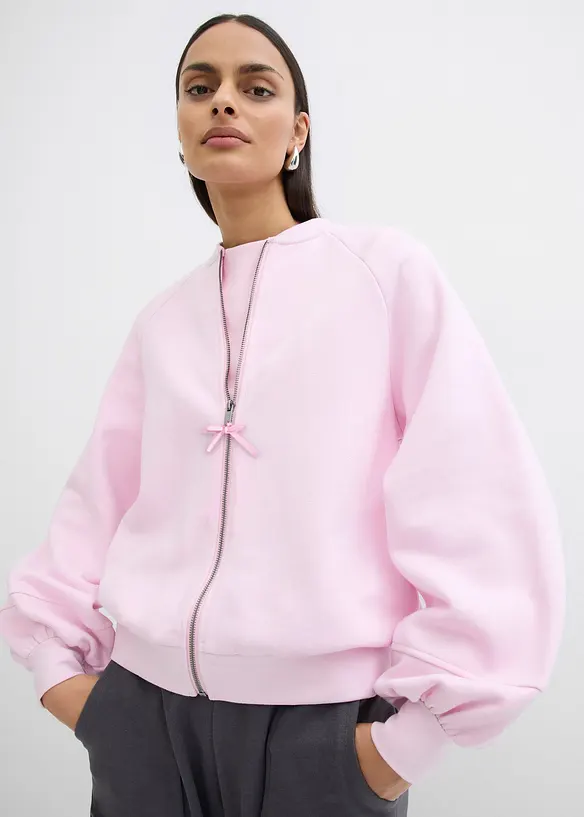 Blouson mit Ballonärmeln aus Baumwoll-Mix in lila von vorne (im Anschnitt) - bonprix Blouson mit Ballonärmeln aus Baumwoll-Mix in lila von vorne (im Anschnitt) - bonprix