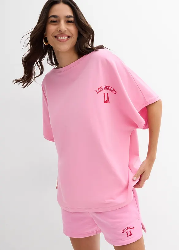Oversize-Shirt in rosa von vorne (im Anschnitt) - bonprix