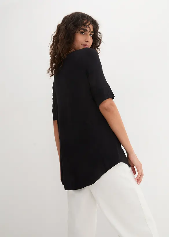 Long-Shirt aus softer Viskose in schwarz von hinten (im Anschnitt) - bonprix