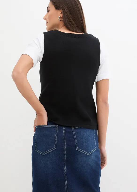 Feinstrick-Weste mit Knöpfen in schwarz von hinten (im Anschnitt) - bonprix