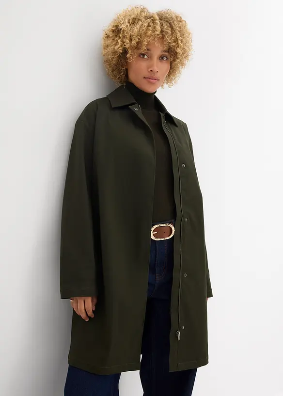 Wasserabweisender Trenchcoat, Oversized in grün von vorne (Totalaufnahme) - bonprix