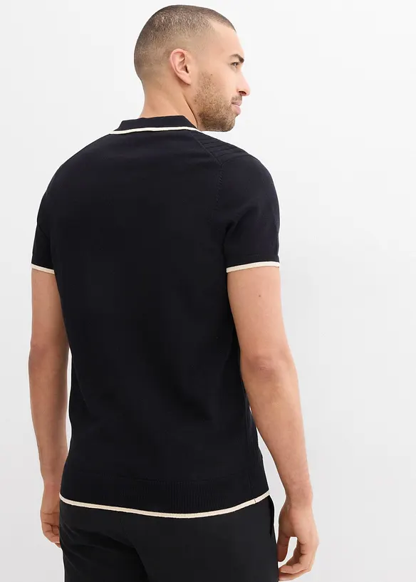 Strick-Poloshirt in Regular Fit in schwarz von hinten (im Anschnitt) - bonprix
