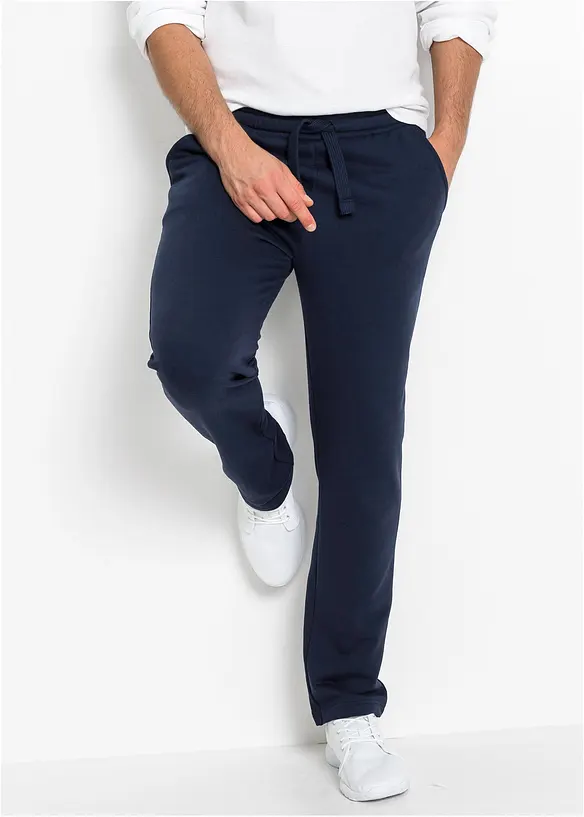 Jogginghose in Regular Fit in blau von vorne - bonprix