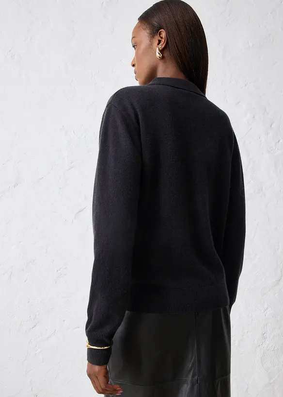 Pullover aus weichem Kaschmir-Mix mit Good Cashmere Standard® in schwarz von hinten (im Anschnitt) - bonprix Pullover aus weichem Kaschmir-Mix mit Good Cashmere Standard® in schwarz von hinten (im Anschnitt) - bonprix