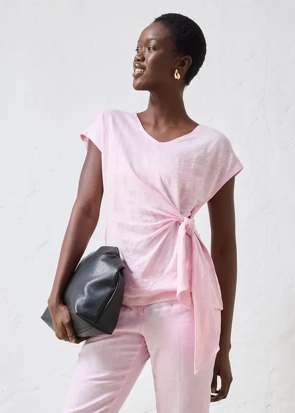 Wickelshirt aus reinem Leinen in rosa von vorne (im Anschnitt) - bonprix Wickelshirt aus reinem Leinen in rosa von vorne (im Anschnitt) - bonprix