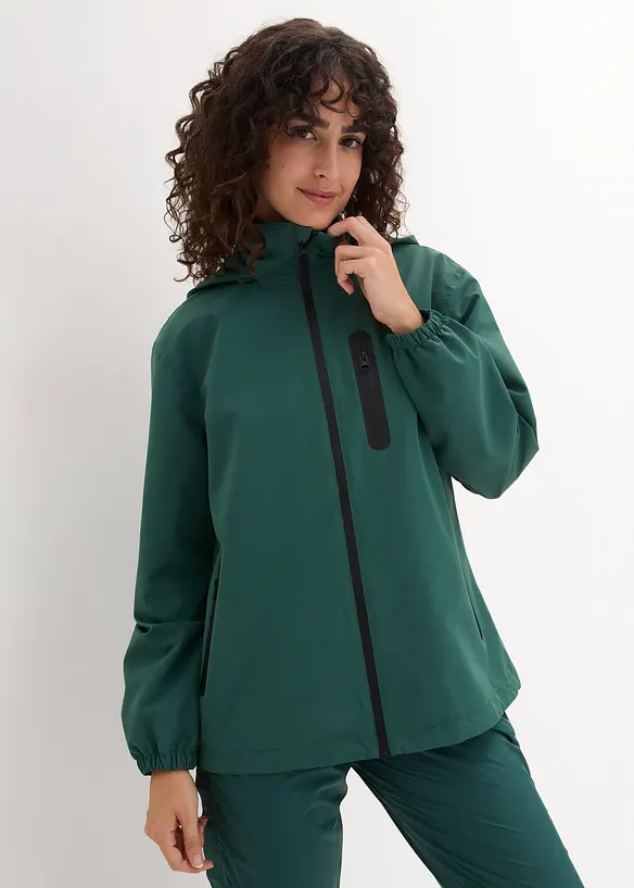 Ultraleichte Regenjacke in grün von vorne (im Anschnitt) - bonprix
