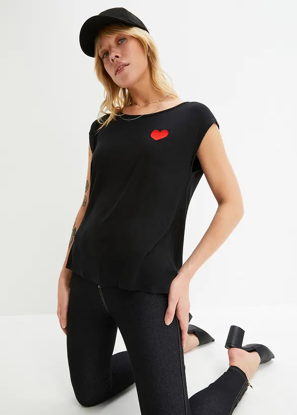 Vokuhila-Shirt aus fließendem Viskosemix in schwarz von vorne (im Anschnitt) - bonprix Vokuhila-Shirt aus fließendem Viskosemix in schwarz von vorne (im Anschnitt) - bonprix