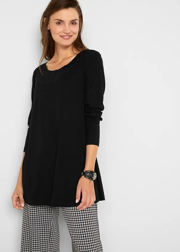 Langarmshirt aus Baumwoll-Viskose-Mix in schwarz von vorne (im Anschnitt) - bonprix