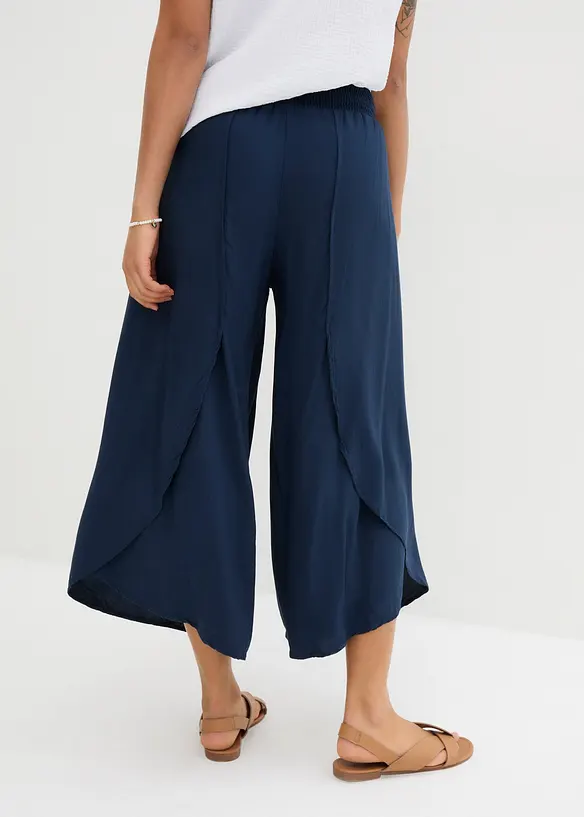 Wadenlange Culotte aus softer Viskose in blau von hinten - bonprix