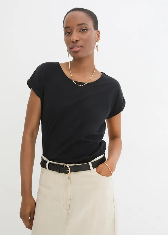Shirt mit Seidenanteil in schwarz von vorne (im Anschnitt) - bonprix