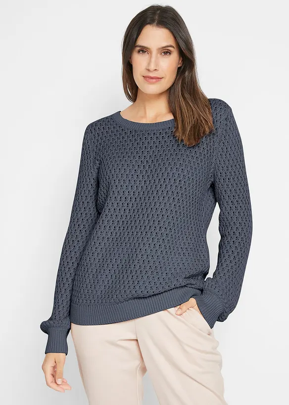 Pullover mit Strukturstrick aus Baumwollmix in blau von vorne (im Anschnitt) - bonprix