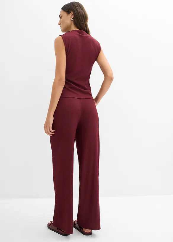 Shirt und Hose (2tlg.Set) aus strukturiertem Crêpe in rot von hinten (Totalaufnahme) - bonprix Shirt und Hose (2tlg.Set) aus strukturiertem Crêpe in rot von hinten (Totalaufnahme) - bonprix