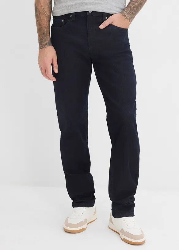 Classic-Fit-Jeans, Tapered in blau von vorne - bonprix