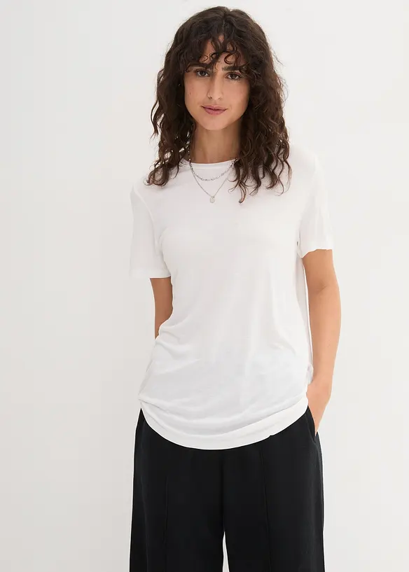 Longshirt aus softer Viskose in weiß von vorne (im Anschnitt) - bonprix