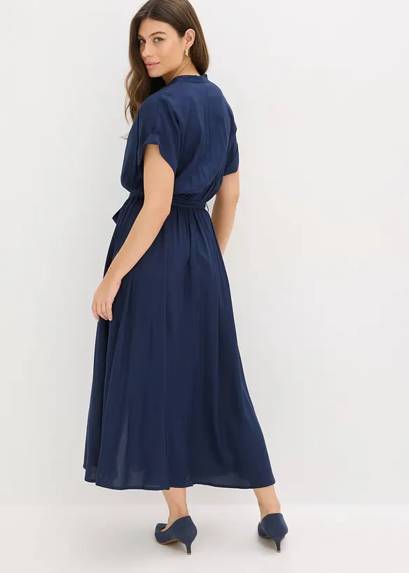 Hemdblusenkleid aus fließender Viskose in blau von hinten (Totalaufnahme) - bonprix Hemdblusenkleid aus fließender Viskose in blau von hinten (Totalaufnahme) - bonprix