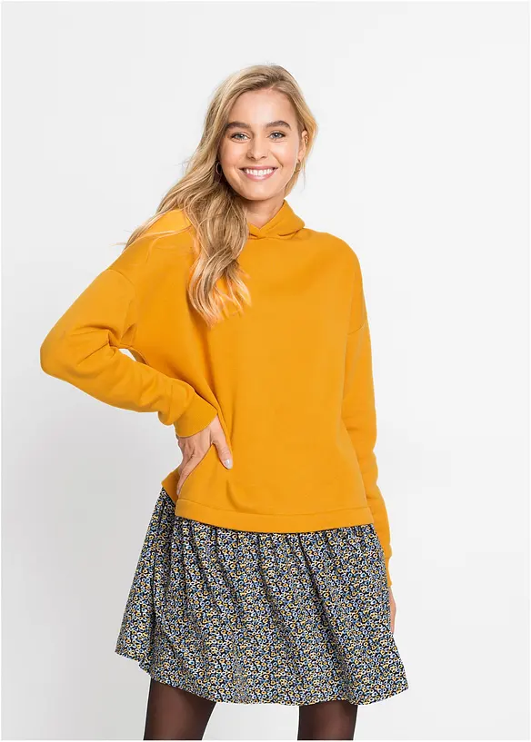Sweatkleid in 2-in-1 Optik in orange von vorne (Totalaufnahme) - bonprix