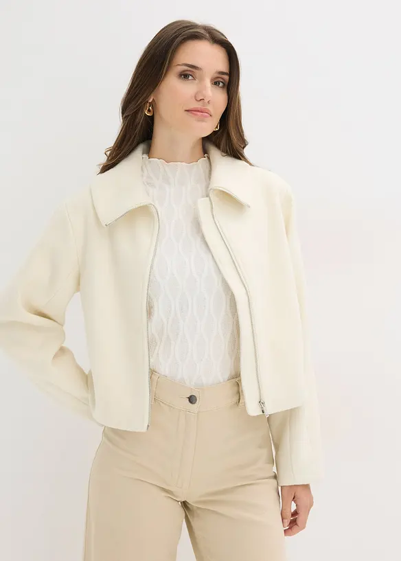 Gefütterte Oversize Jacke in weiß von vorne (im Anschnitt) - bonprix