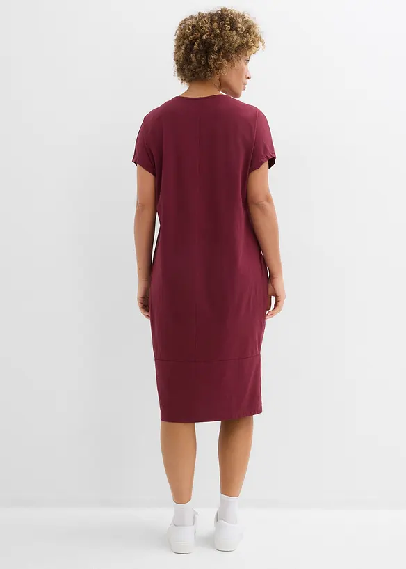 Jerseykleid mit Taschen in rot von hinten (Totalaufnahme) - bonprix Jerseykleid mit Taschen in rot von hinten (Totalaufnahme) - bonprix