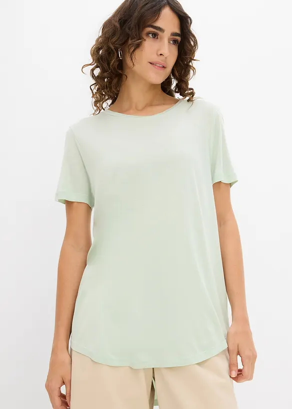Longshirt aus softer Viskose in grün von vorne (im Anschnitt) - bonprix