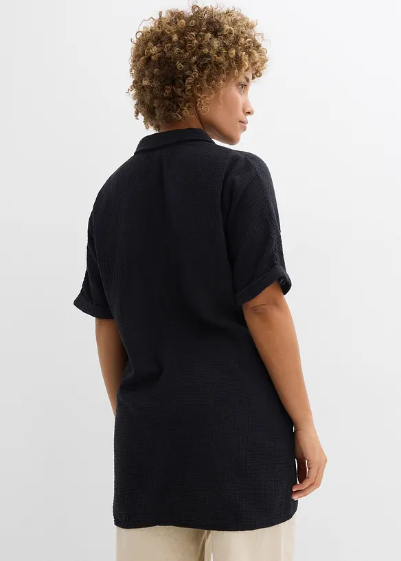 Musselin-Oversize-Longbluse aus reiner Baumwolle in schwarz von hinten (im Anschnitt) - bonprix
