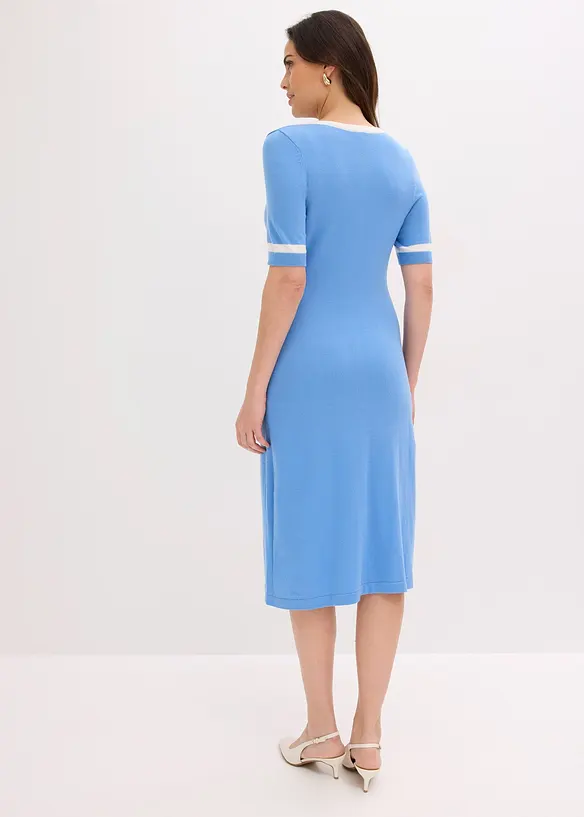 Strickkleid mit Viskose in blau von hinten (Totalaufnahme) - bonprix Strickkleid mit Viskose in blau von hinten (Totalaufnahme) - bonprix