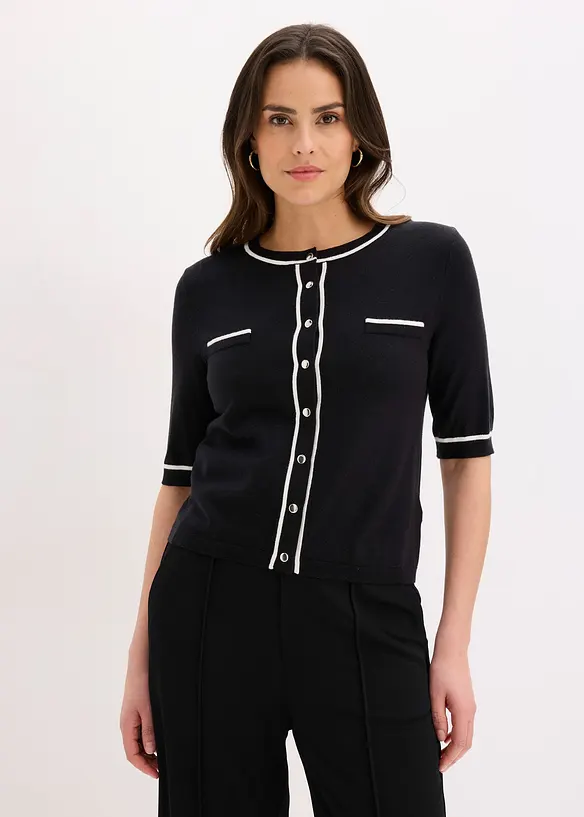 Strickjacke mit Viskose in schwarz von vorne (im Anschnitt) - bonprix