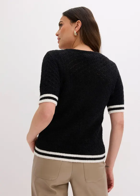 Ajour-Pullover mit Federgarn in schwarz von hinten (im Anschnitt) - bonprix