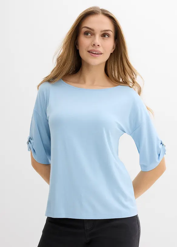 T-Shirt mit U-Boot-Ausschnitt in blau von vorne (im Anschnitt) - bonprix