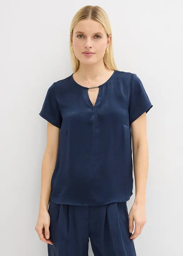 Tunika aus feinem Satin in blau von vorne (im Anschnitt) - bonprix