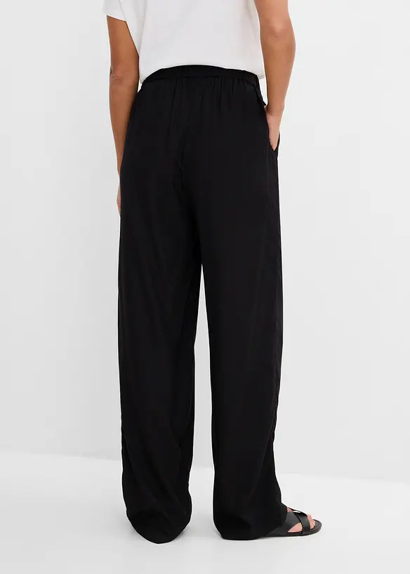 Schlupfhose aus leichter Viskose in schwarz von hinten - bonprix Schlupfhose aus leichter Viskose in schwarz von hinten - bonprix