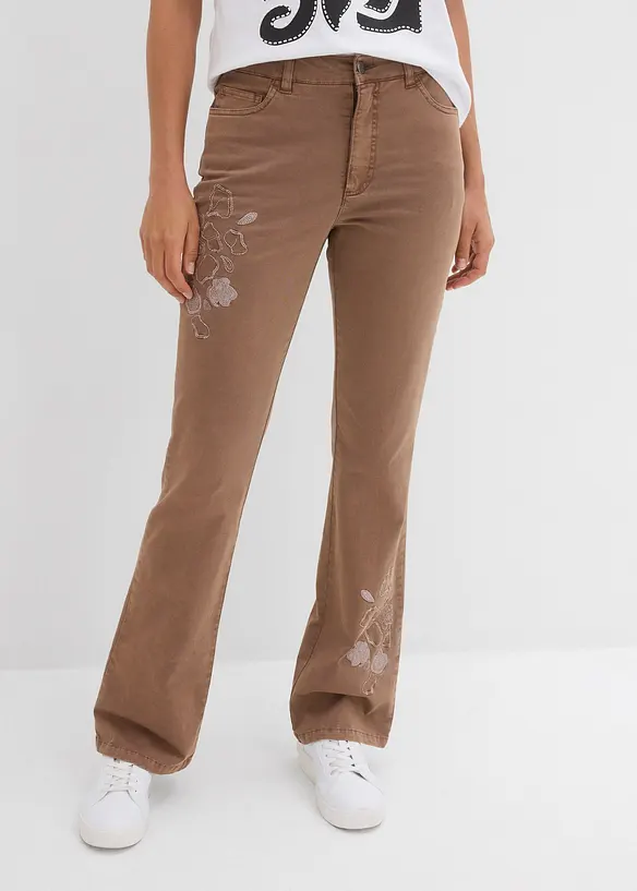 Bootcut-Hose mit Stickerei aus elastischem Baumwoll-Mix in braun von vorne - bonprix Bootcut-Hose mit Stickerei aus elastischem Baumwoll-Mix in braun von vorne - bonprix