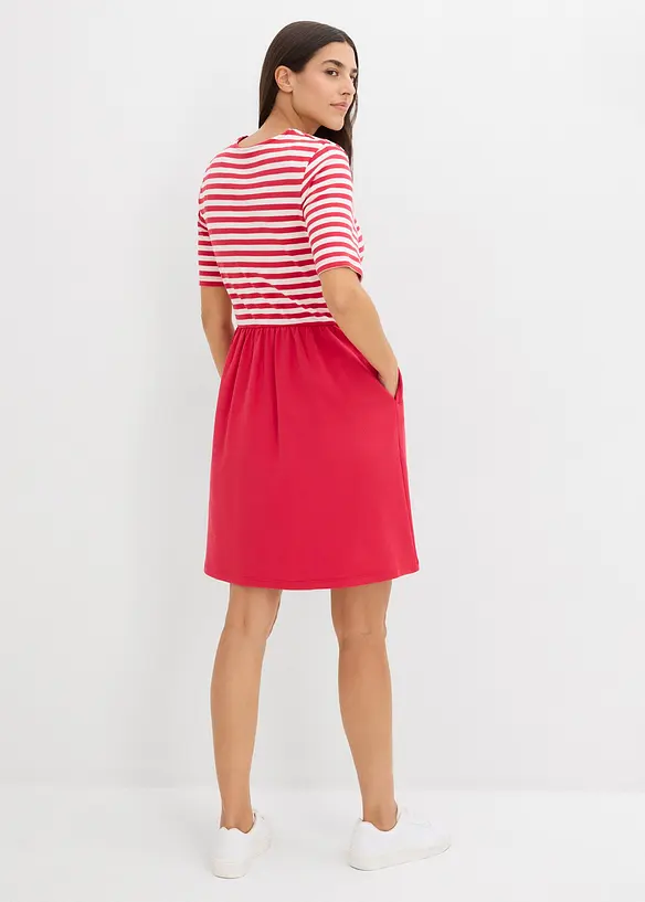 Shirtkleid aus reiner Baumwolle in rot von hinten (Totalaufnahme) - bonprix Shirtkleid aus reiner Baumwolle in rot von hinten (Totalaufnahme) - bonprix