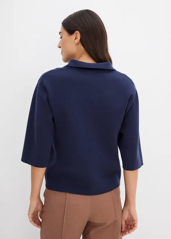 Polo-Strickshirt aus Baumwoll-Mix in blau von hinten (im Anschnitt) - bonprix Polo-Strickshirt aus Baumwoll-Mix in blau von hinten (im Anschnitt) - bonprix