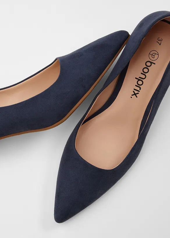 Pumps mit schmalem Absatz in blau - bonprix