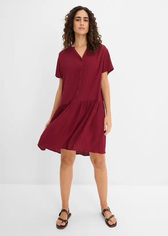 Tunika-Kleid mit Crinkle-Effekt aus softer Viskose in rot von vorne (Totalaufnahme) - bonprix