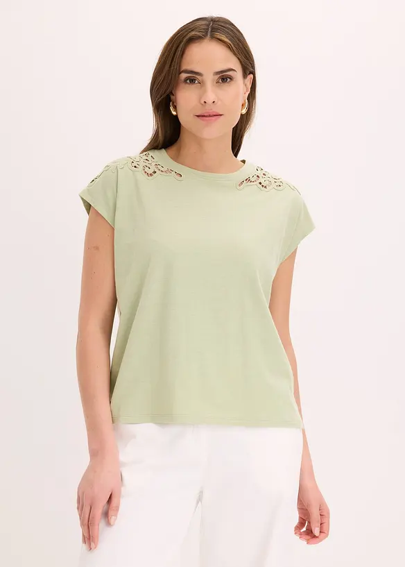 Shirt mit Crochet Detail in grün von vorne (im Anschnitt) - bonprix