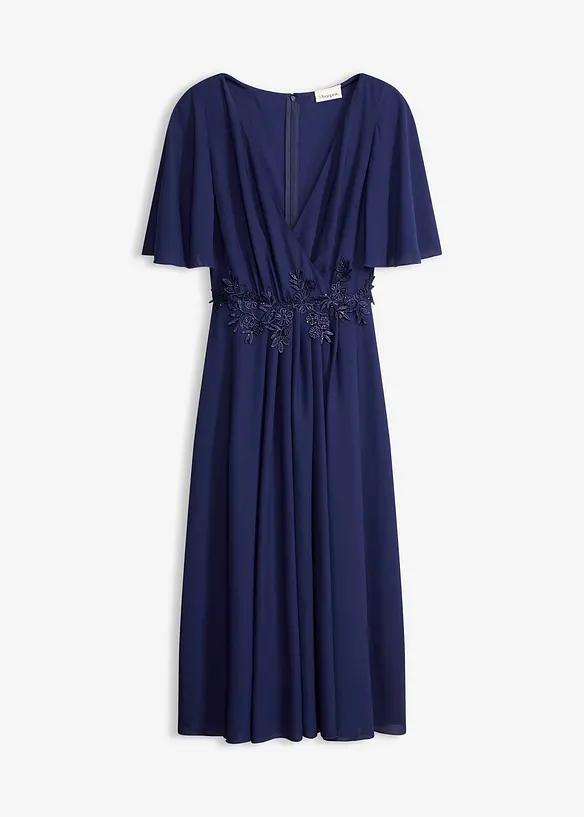 Cocktailkleid mit Spitzen-Applikation in blau von vorne - bonprix Cocktailkleid mit Spitzen-Applikation in blau von vorne - bonprix