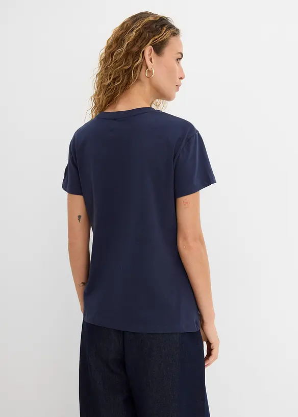 Besticktes T-Shirt in blau von hinten (im Anschnitt) - bonprix